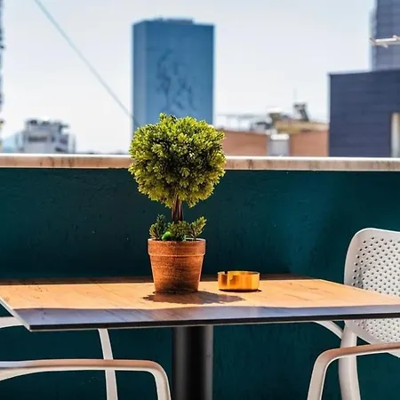 公寓 Zoe At Center *